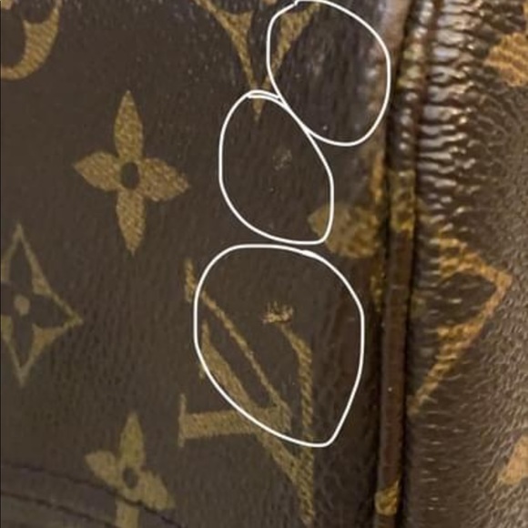 Louis Vuitton Neverfull MM - Picture 13 of 16